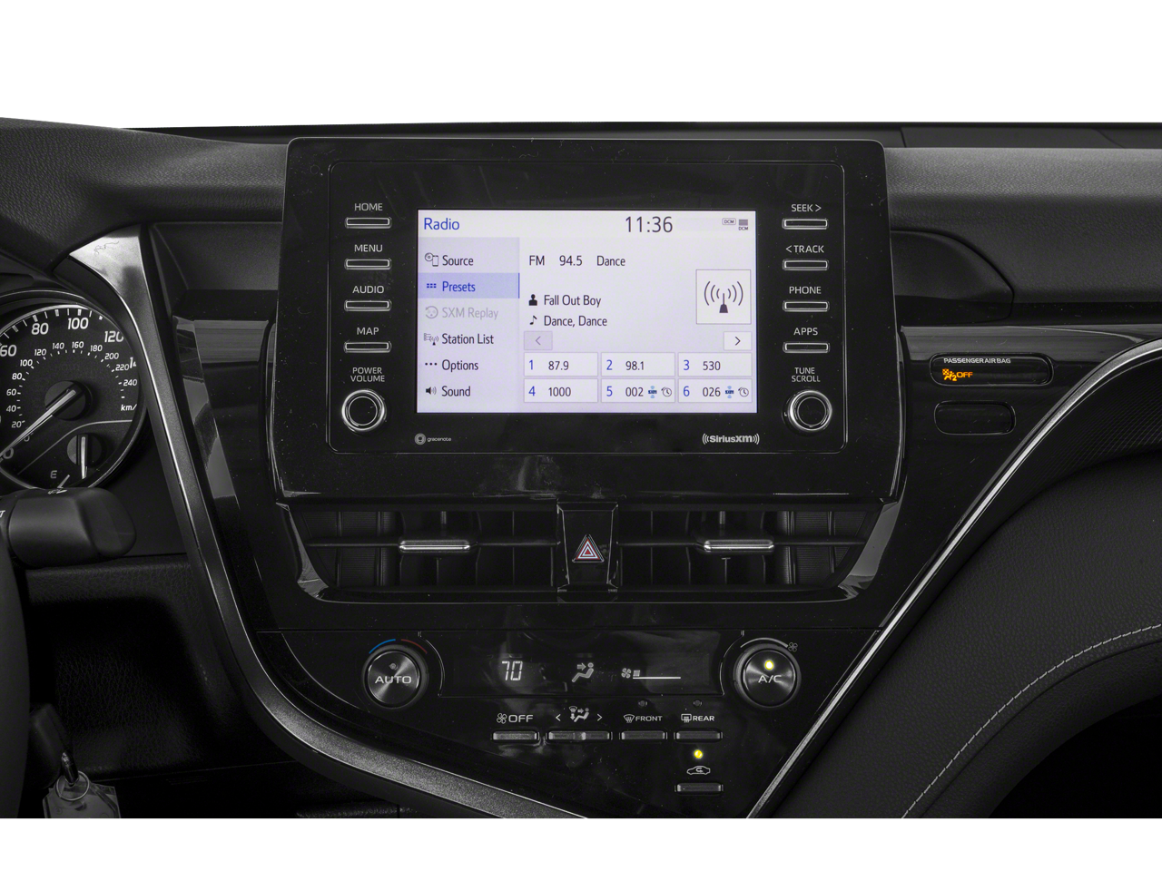 2022 Toyota Camry SE Nightshade Edition