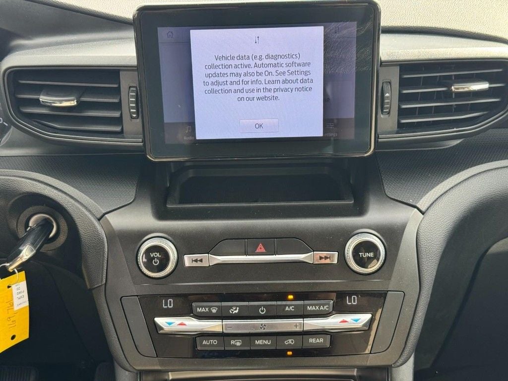 2020 Ford Explorer Base