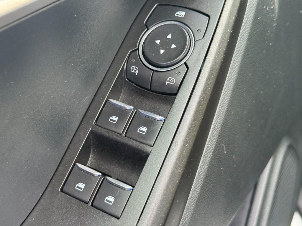 2020 Ford Explorer Base