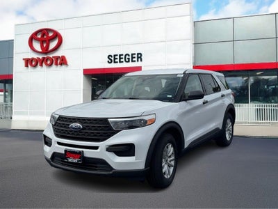 2020 Ford Explorer Base