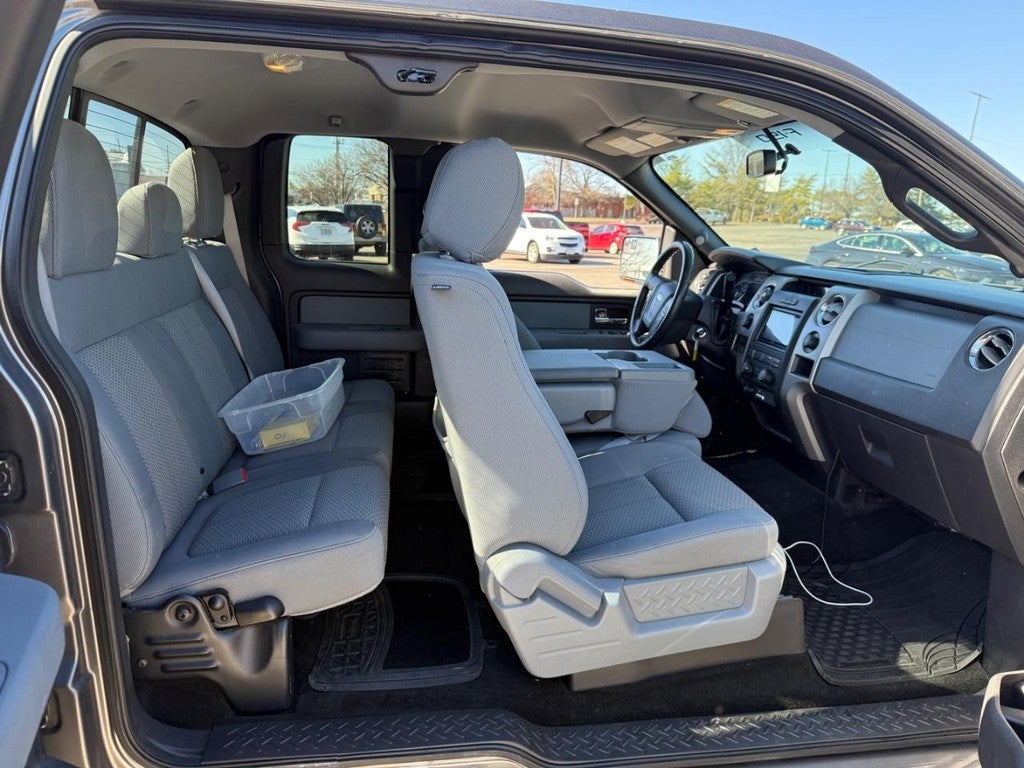 2012 Ford F-150 4WD SuperCab 145" XLT