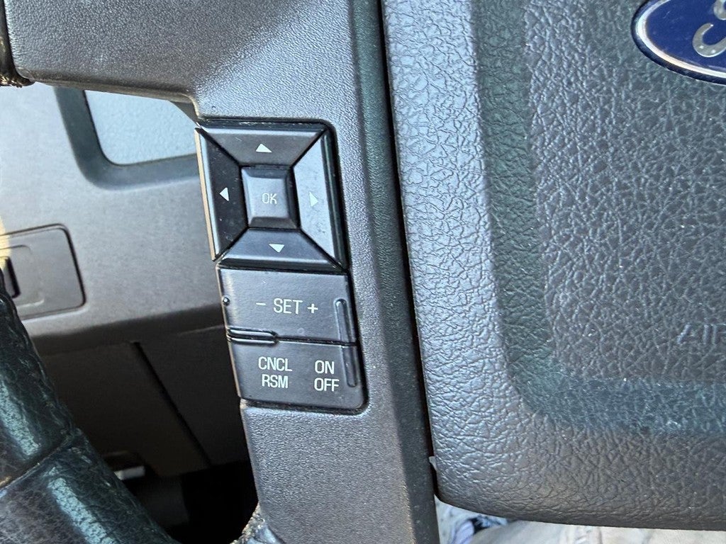 2012 Ford F-150 4WD SuperCab 145" XLT