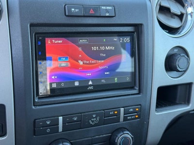 2012 Ford F-150 4WD SuperCab 145" XLT