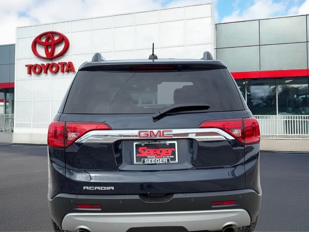 2017 GMC Acadia FWD 4dr SLT w/SLT-1