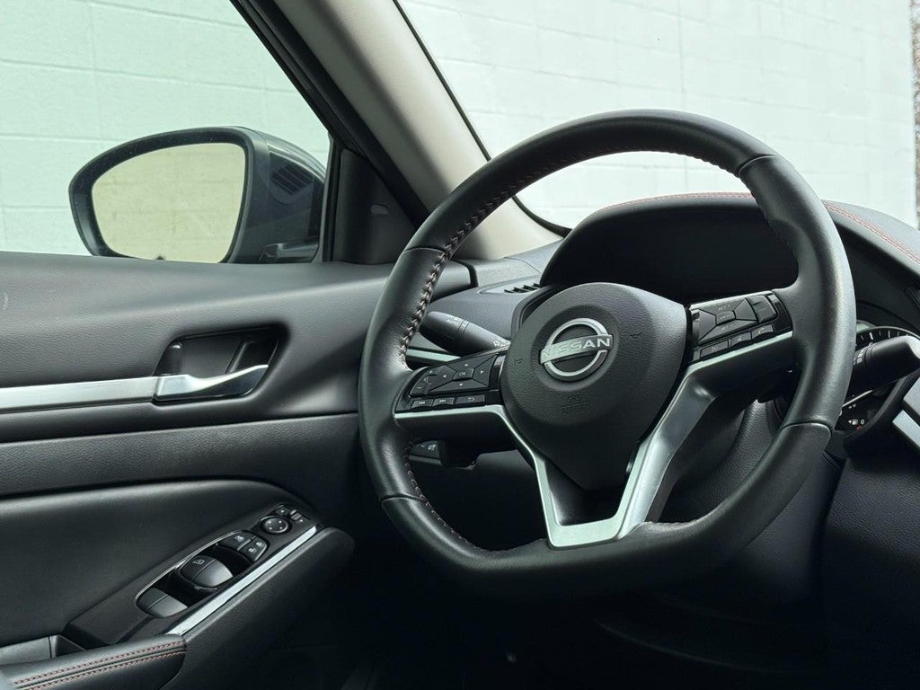 2024 Nissan Altima 2.5 SR Sedan