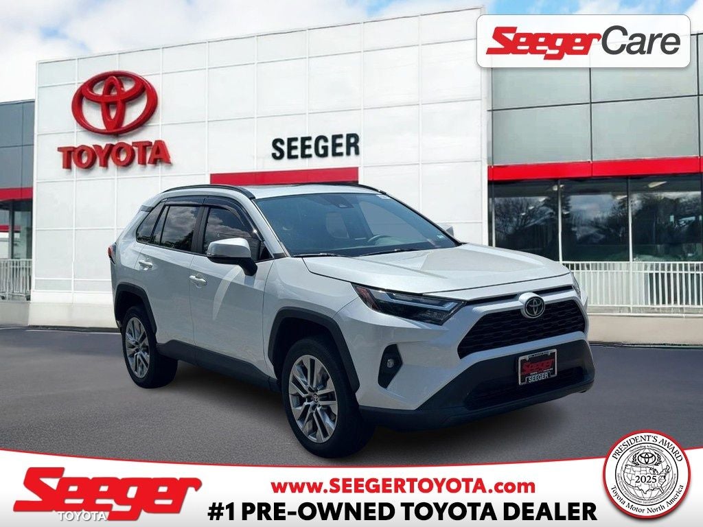 2023 Toyota RAV4 XLE Premium