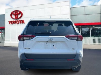 2022 Toyota RAV4 LE
