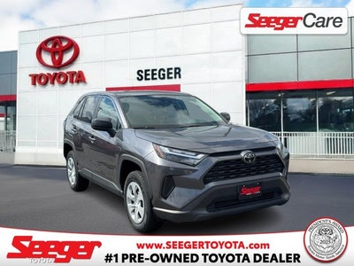 2025 Toyota RAV4 LE