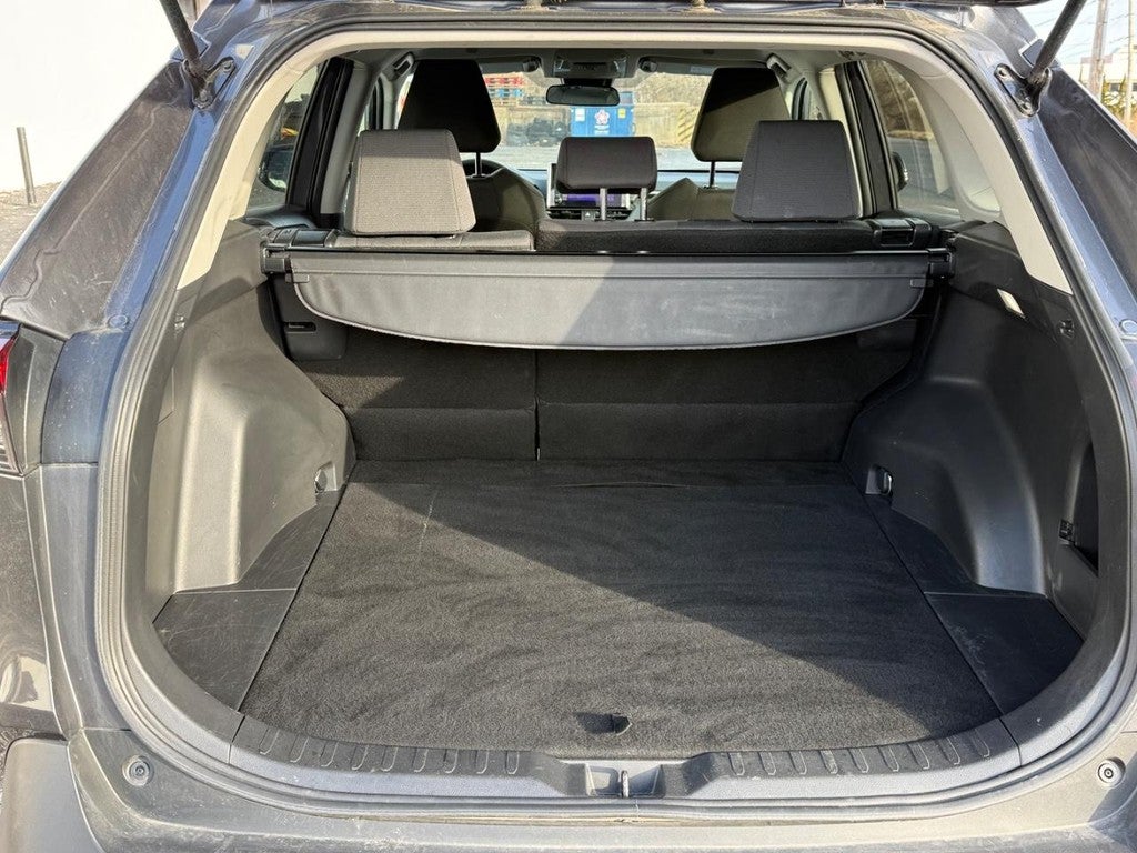 2025 Toyota RAV4 XLE AWD (Natl)