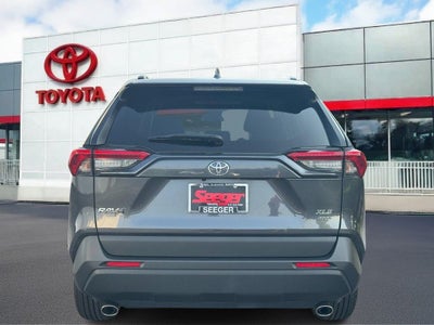 2025 Toyota RAV4 XLE