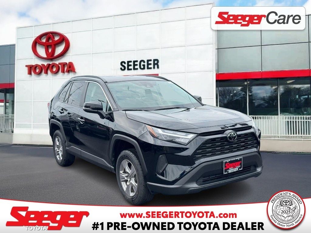 2025 Toyota RAV4 XLE