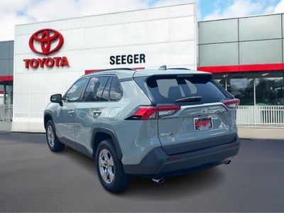 2022 Toyota RAV4 XLE