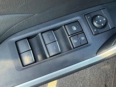 2025 Toyota RAV4 XLE AWD (Natl)