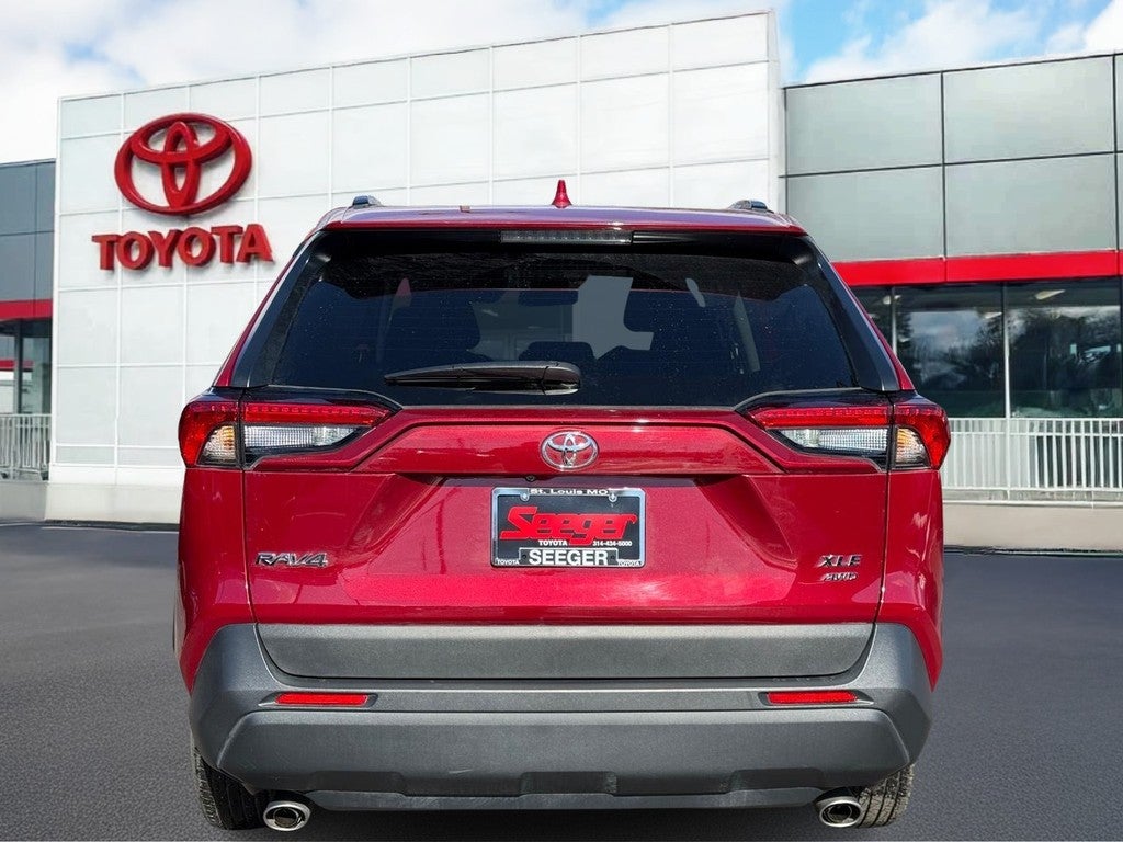 2025 Toyota RAV4 XLE AWD (Natl)