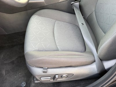 2025 Toyota RAV4 XLE AWD (Natl)