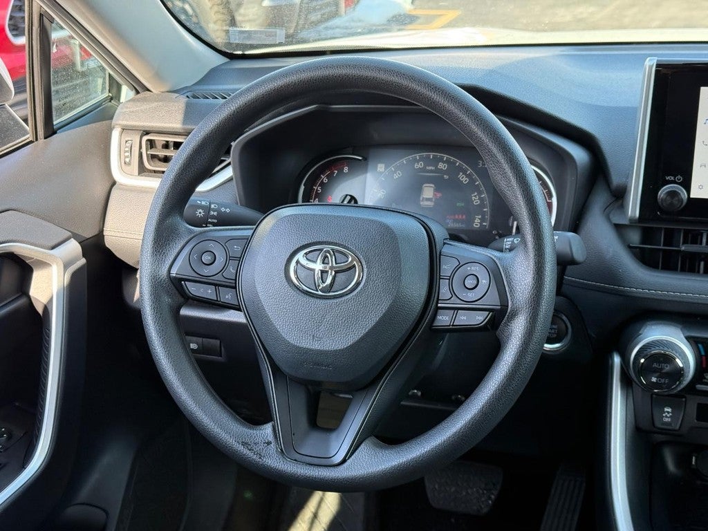 2025 Toyota RAV4 XLE FWD (Natl)