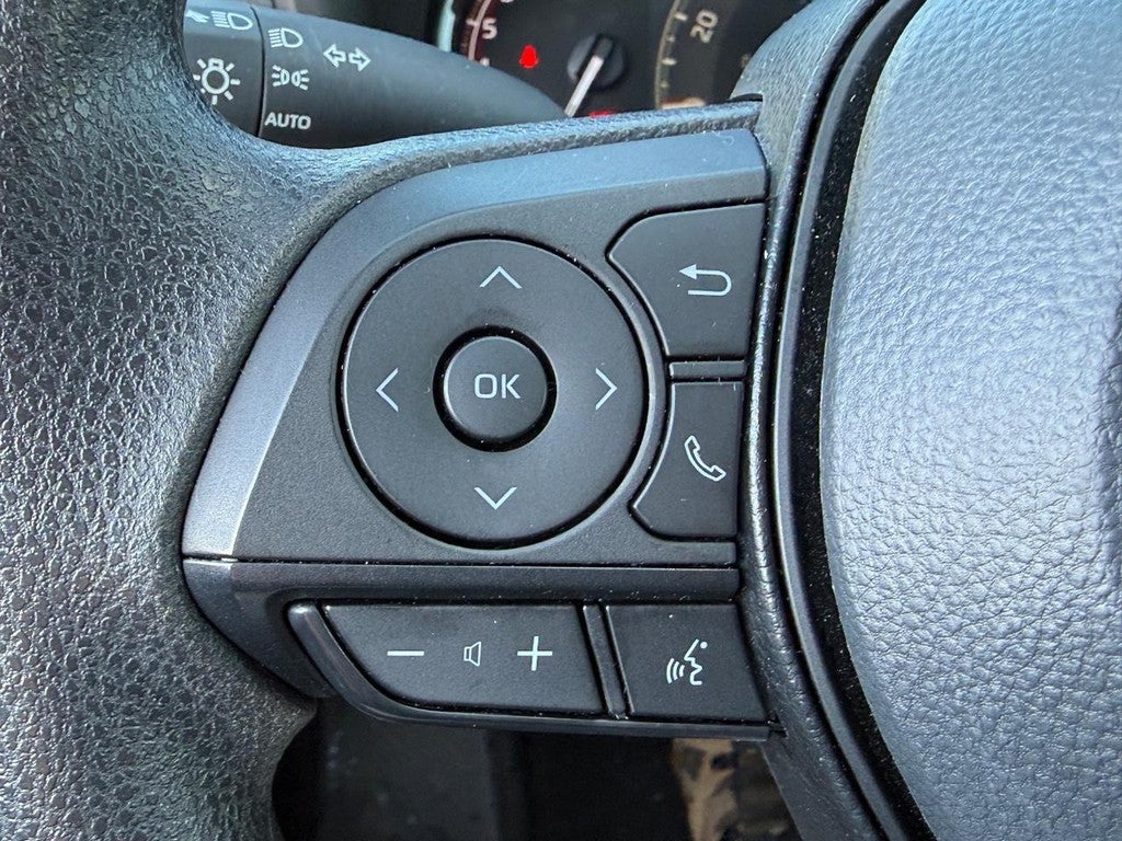 2025 Toyota RAV4 XLE FWD (Natl)