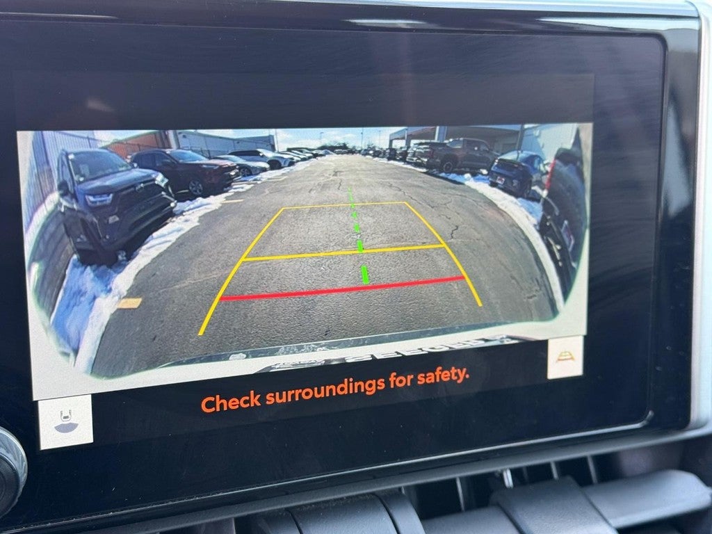 2025 Toyota RAV4 XLE FWD (Natl)