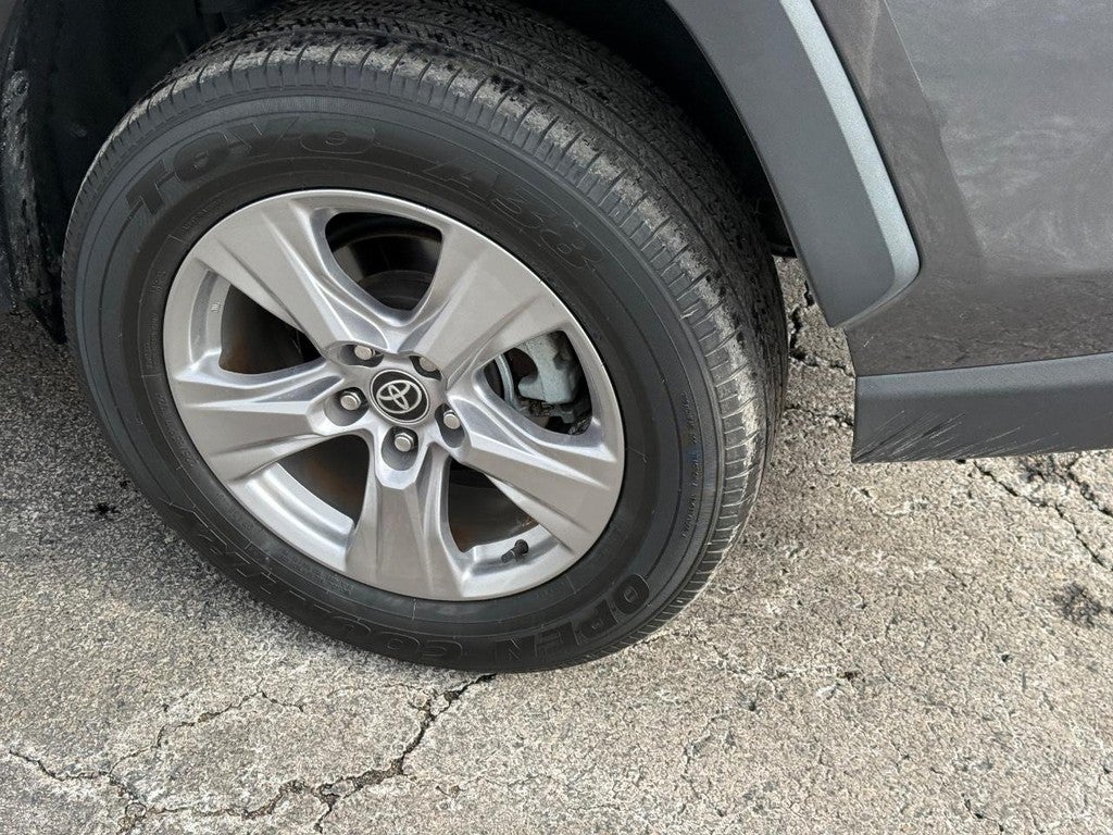 2023 Toyota RAV4 XLE FWD (Natl)