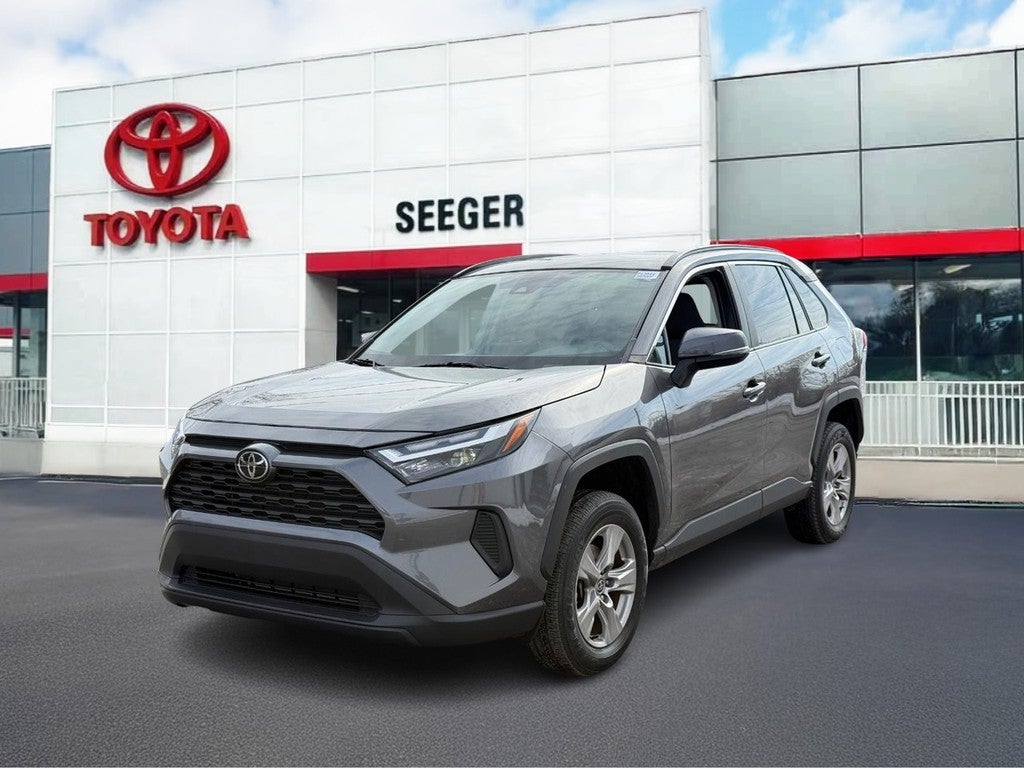 2023 Toyota RAV4 XLE FWD (Natl)