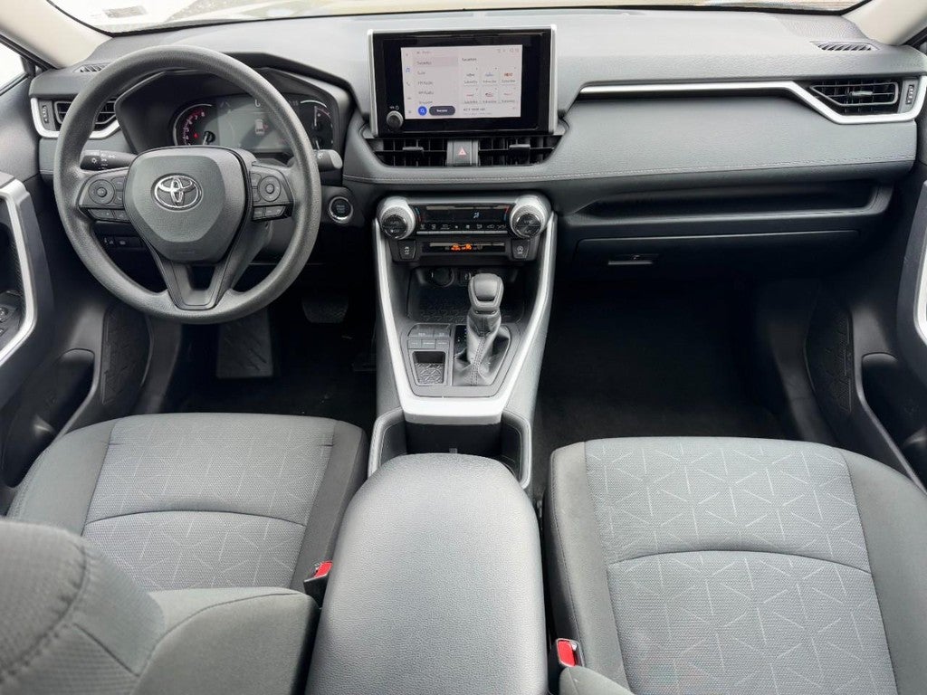 2025 Toyota RAV4 XLE FWD (Natl)
