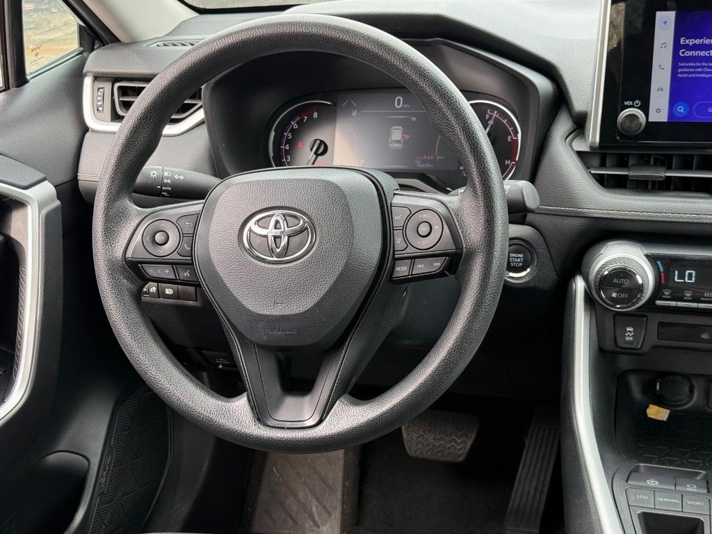 2024 Toyota RAV4 XLE FWD (Natl)