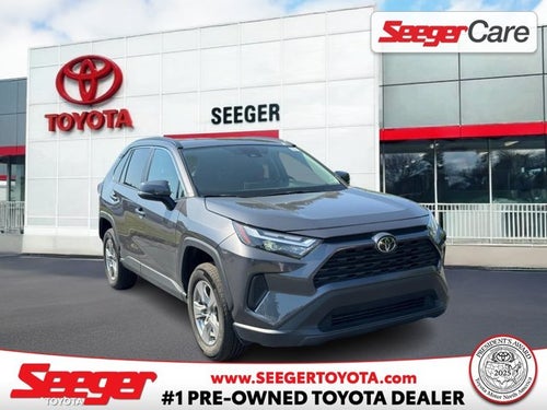 2025 Toyota RAV4 XLE
