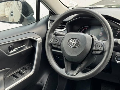 2024 Toyota RAV4 XLE FWD (Natl)