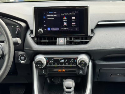 2024 Toyota RAV4 XLE FWD (Natl)