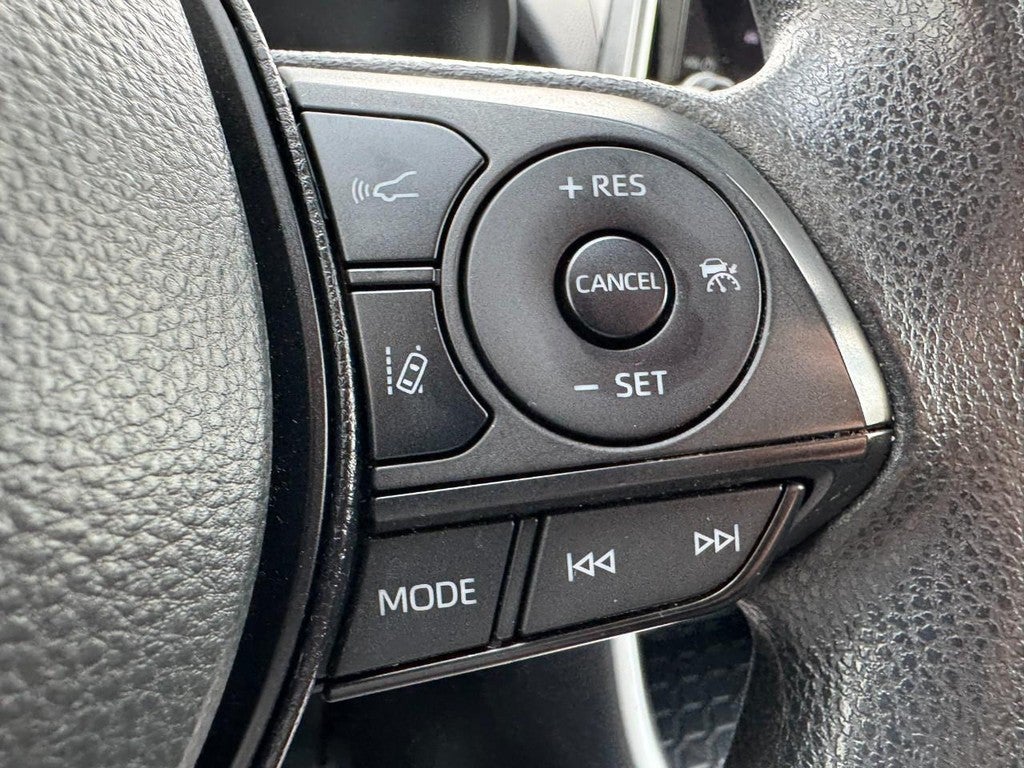 2024 Toyota RAV4 XLE FWD (Natl)