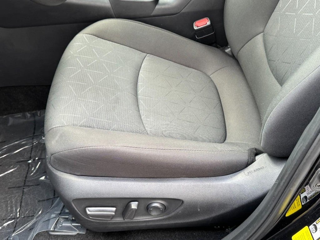 2024 Toyota RAV4 XLE FWD (Natl)