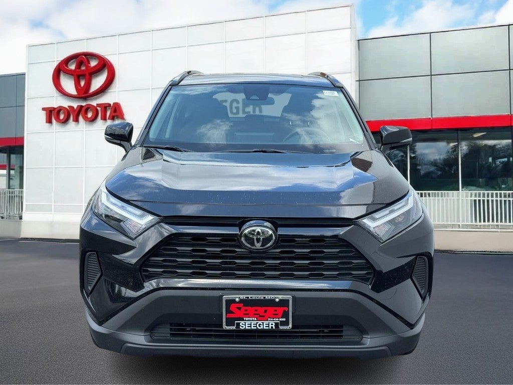 2024 Toyota RAV4 XLE FWD (Natl)