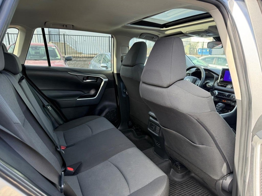 2024 Toyota RAV4 XLE FWD (Natl)