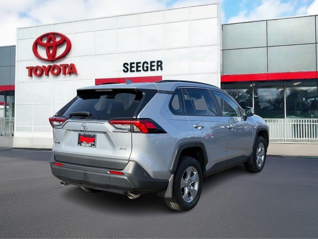 2024 Toyota RAV4 XLE FWD (Natl)