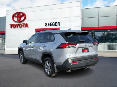 2024 Toyota RAV4 XLE FWD (Natl)