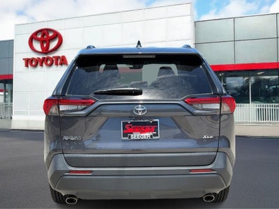 2025 Toyota RAV4 XLE