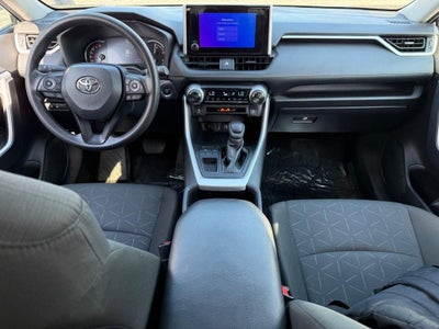 2024 Toyota RAV4 XLE FWD (Natl)