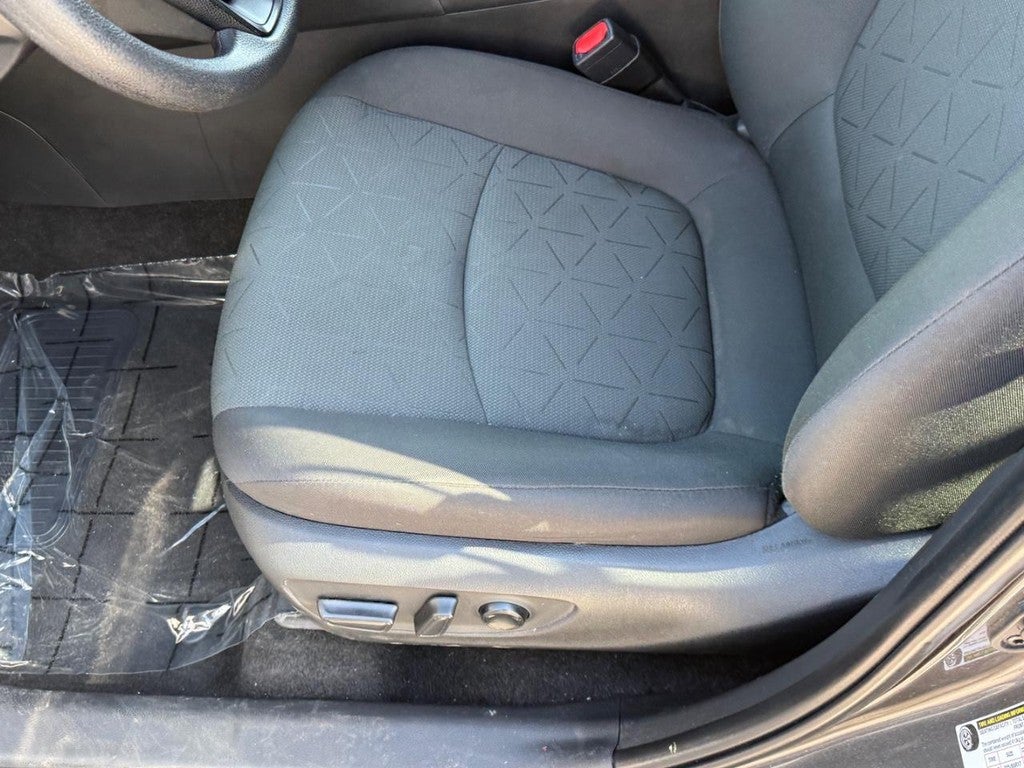 2024 Toyota RAV4 XLE FWD (Natl)