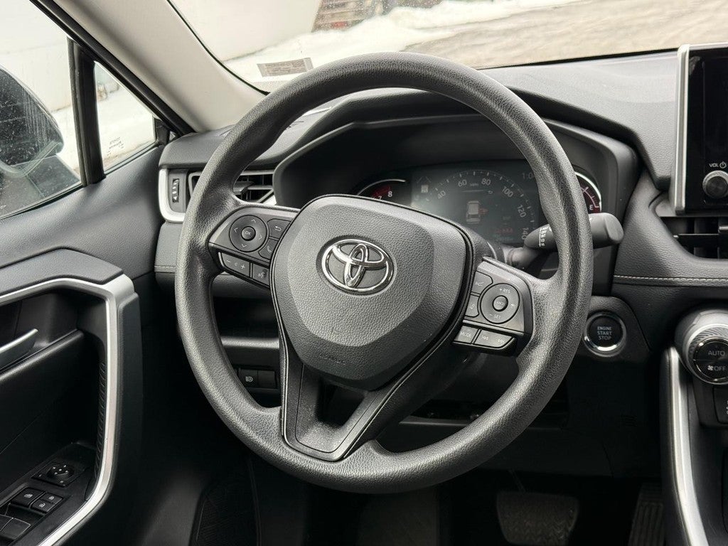 2025 Toyota RAV4 XLE FWD (Natl)