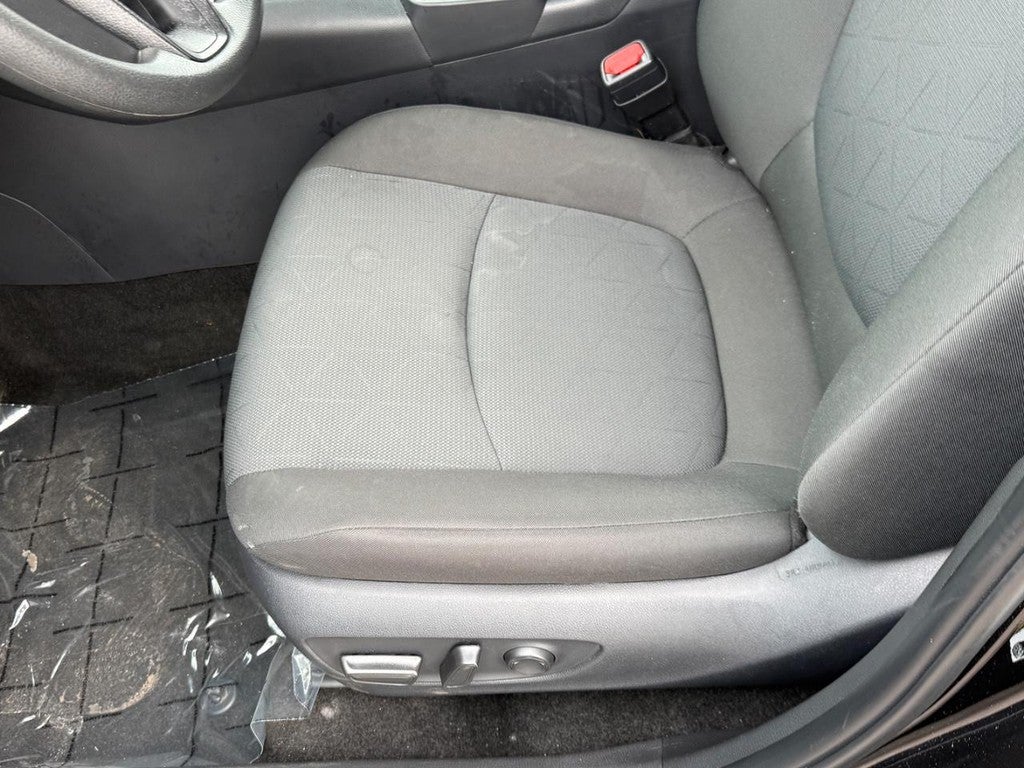 2025 Toyota RAV4 XLE FWD (Natl)