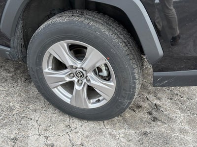 2025 Toyota RAV4 XLE FWD (Natl)