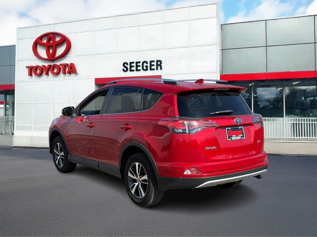 2016 Toyota RAV4 FWD 4dr XLE (Natl)