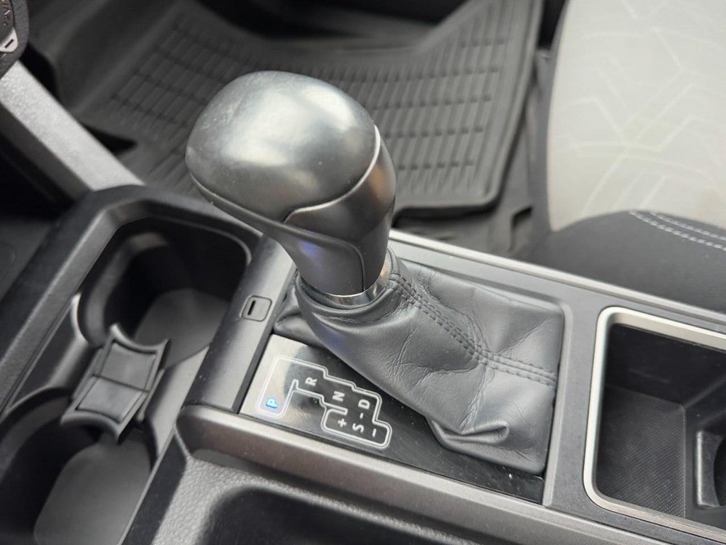 2023 Toyota Tacoma 4WD Double Cab 5' Bed V6 (Natl)