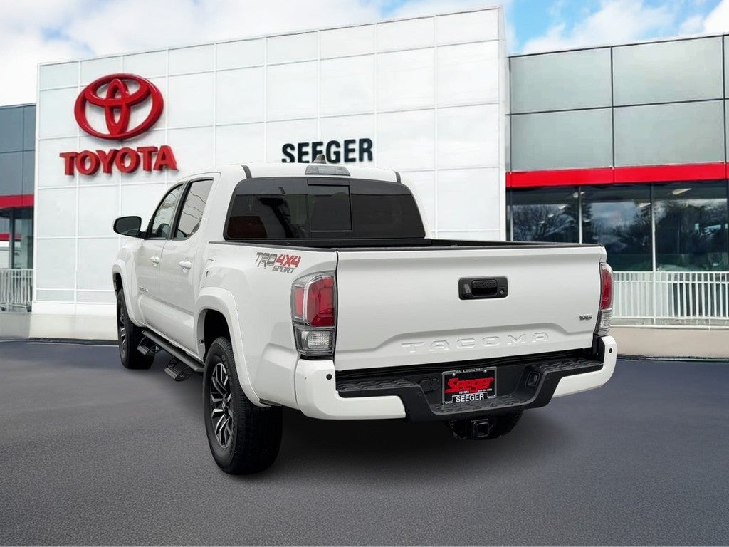 2023 Toyota Tacoma 4WD Double Cab 5' Bed V6 (Natl)