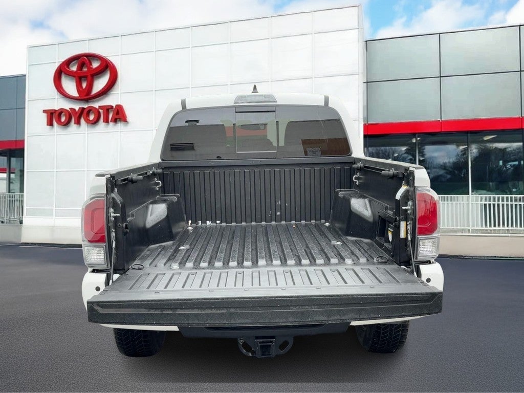 2023 Toyota Tacoma 4WD Double Cab 5' Bed V6 (Natl)