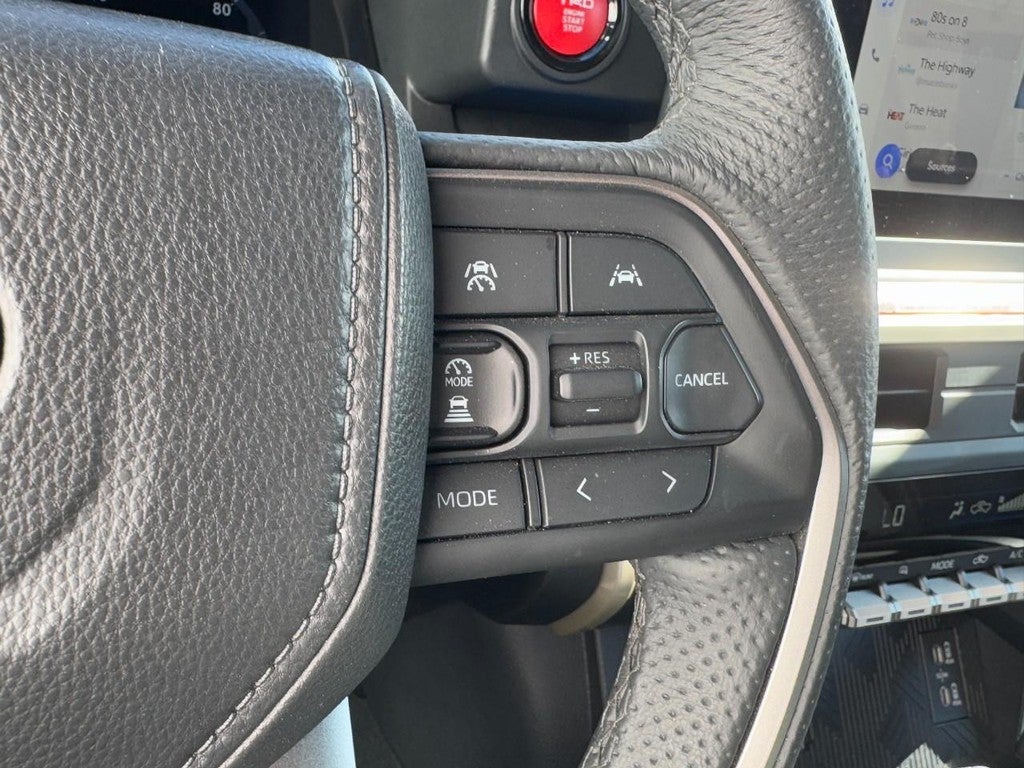 2025 Toyota Tacoma 4WD Double Cab Bed (Natl)