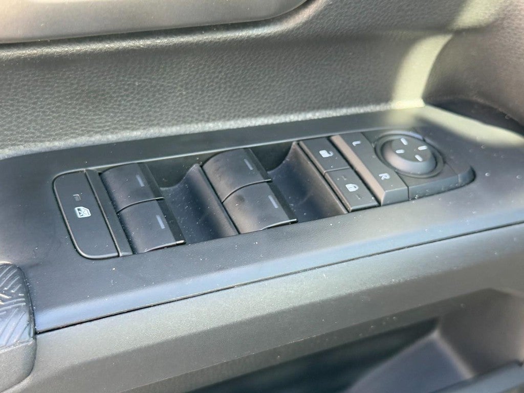 2025 Toyota Tacoma 4WD Double Cab Bed (Natl)