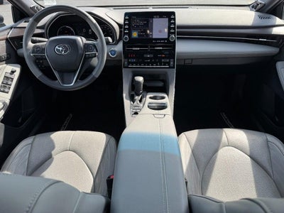 2019 Toyota Avalon Hybrid Limited
