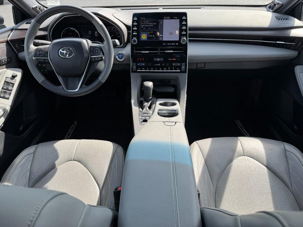 2019 Toyota Avalon Hybrid Limited
