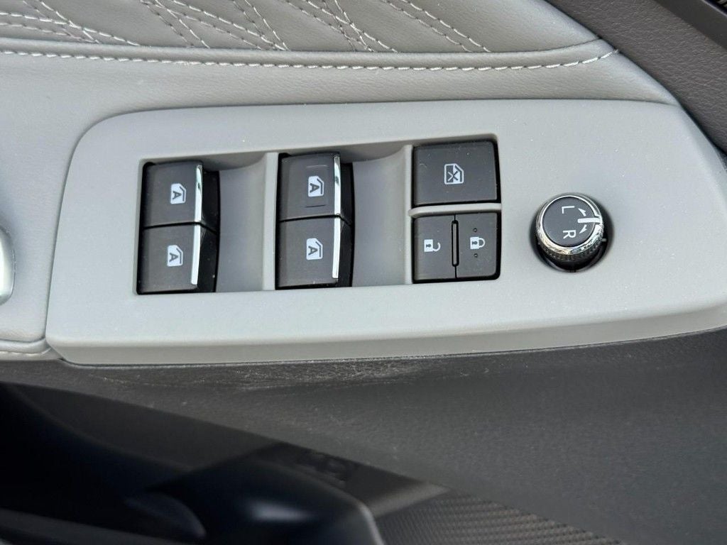 2019 Toyota Avalon Hybrid Limited